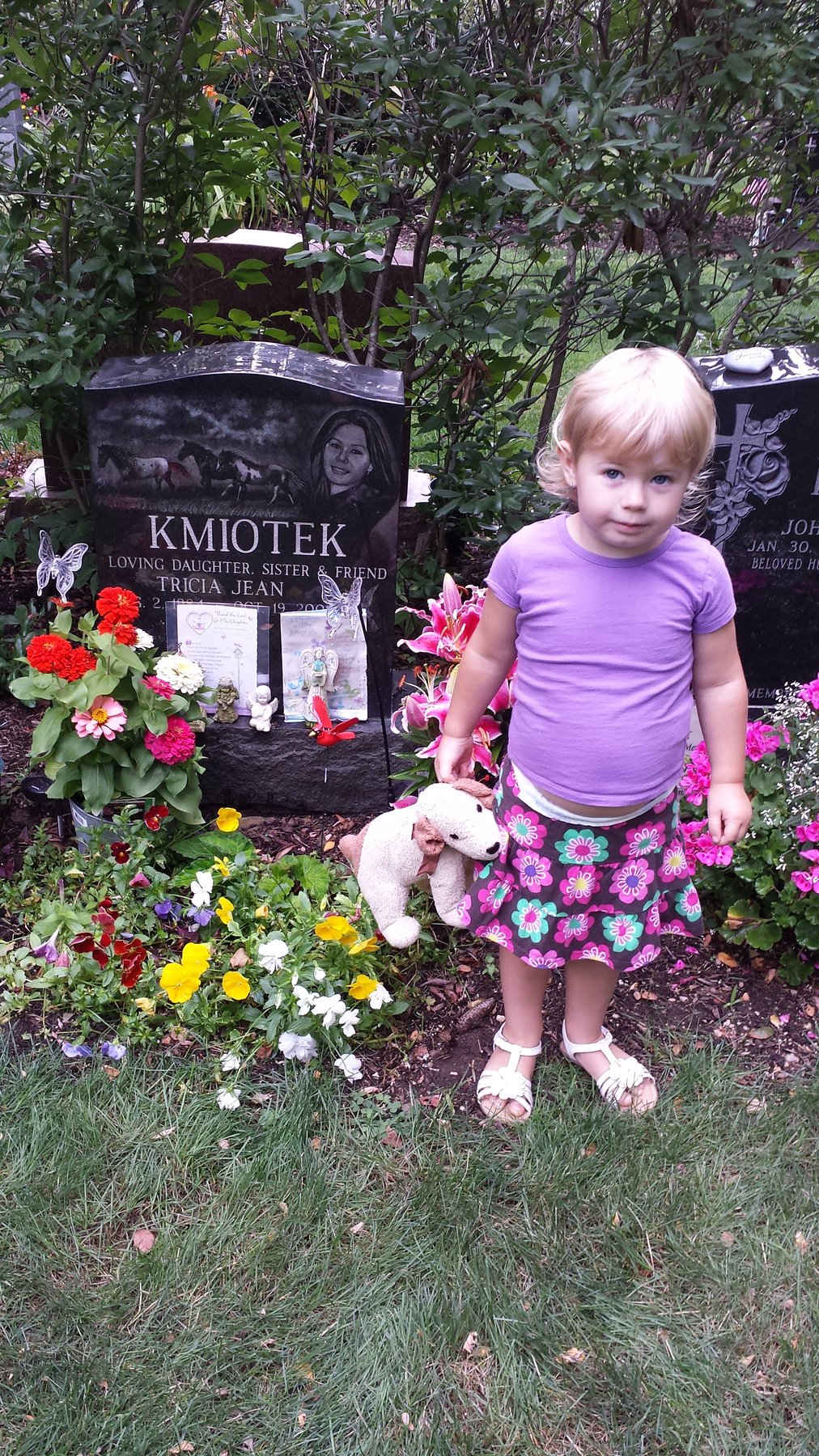 A family visit to Tricia’s resting place — August 2014